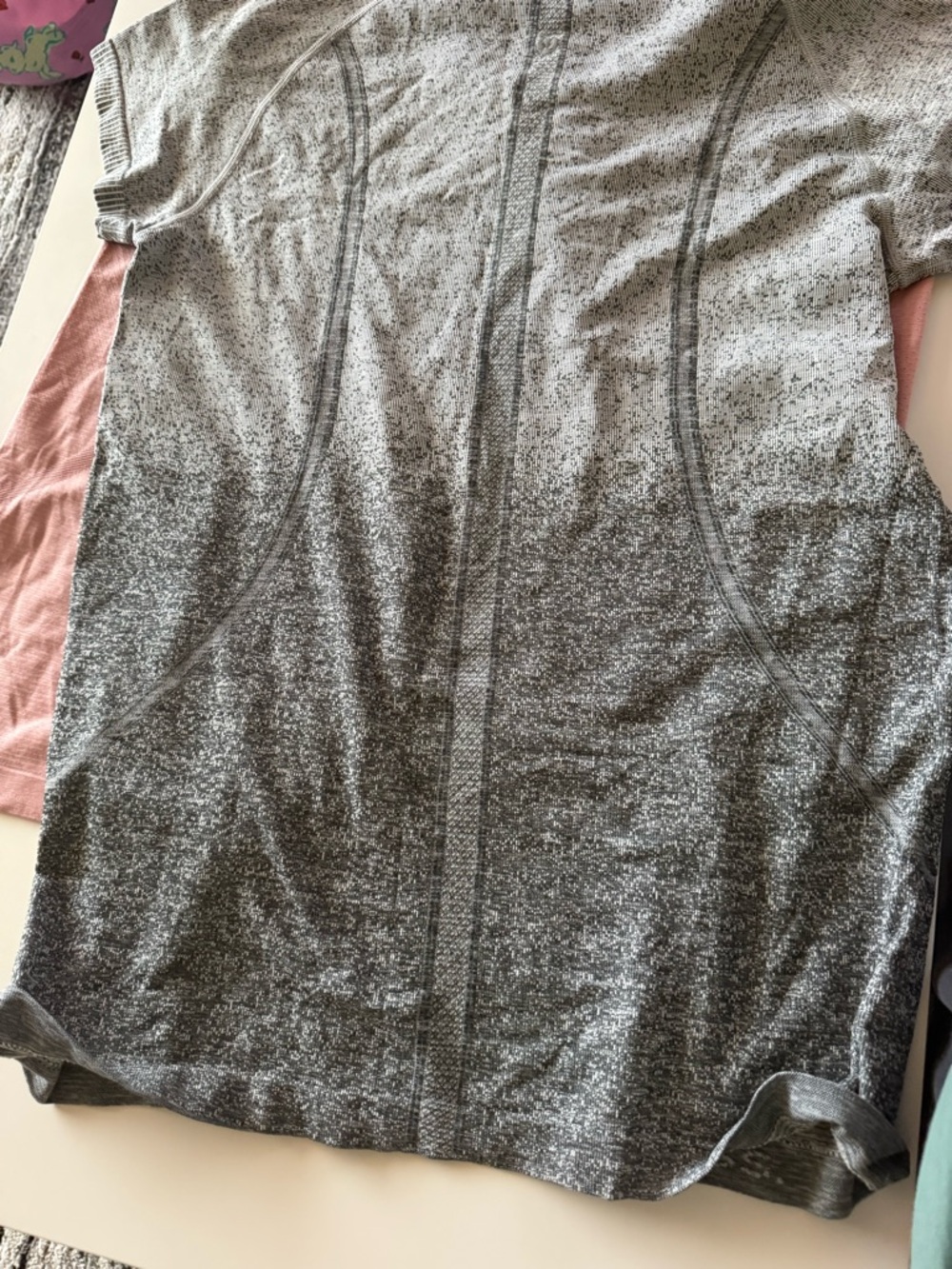 Lululemon 2 Swiftly Tech Short Sleeve Bundle Size 12 - Picture 2 of 7